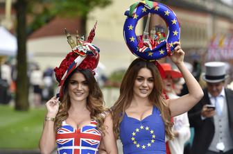 Brexit: Poslanci z veliko večino zavrnili dogovor z EU #video