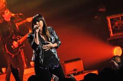 Singel Kelly Clarkson v milijon izvodih