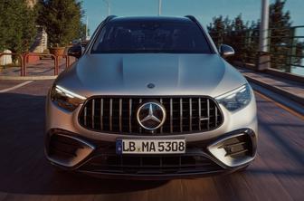 Mercedes-AMG opušča štirivaljnike: novi športni GLC 53 vrača šest valjev #foto