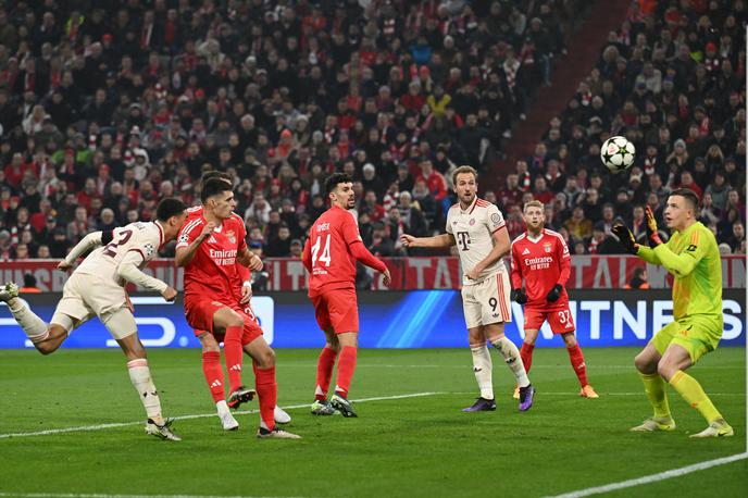 liga narodov Nemčija BiH  Jamal Musiala | Jamal Musiala je že v drugi minuto zadel za vodstvo Nemčije. Ob polčasu je BiH zaostajala že z 0:3. | Foto Reuters