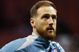 Jan Oblak v Španiji čaka na zeleno luč