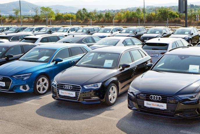 Kateri rabljeni avtomobili v Sloveniji najbolje držijo ceno in zakaj?