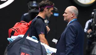 Nejevoljni Federer: Ali naj bi šel na igrišče in rekel, da naj vsi nehajo igrati?