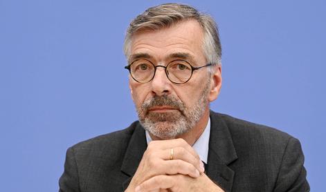 Resno svarilo: Evropa se mora biti sposobna ubraniti vojaškega napada ZDA
