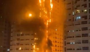 Silovit požar zajel 36-nadstropno stolpnico #video