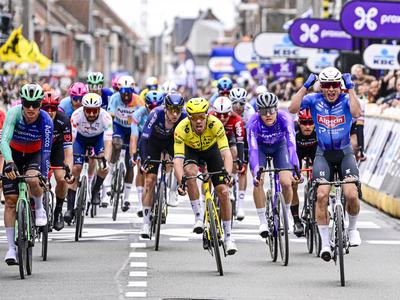 Philipsen v Flandriji do jubilejne, 60. zmage, Mohorič v najboljši skupini