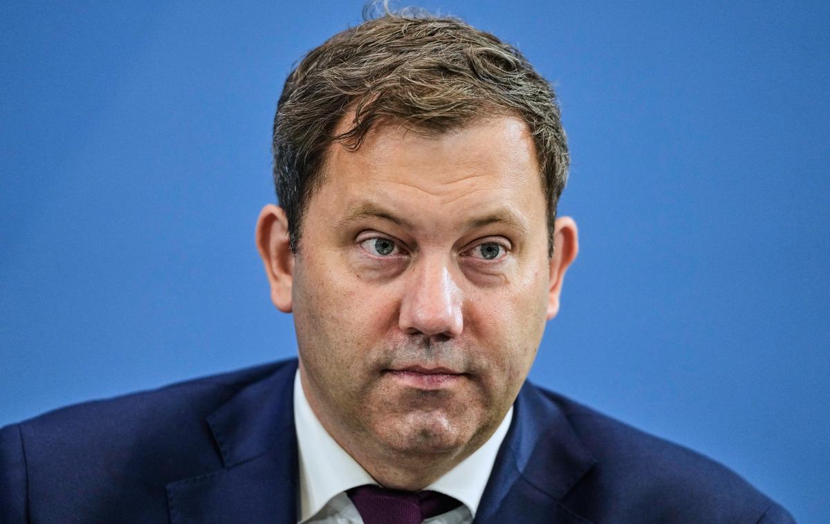 Lars Klingbeil | Nemški podkancler Lars Klingbeil: "Ne morem razumeti, zakaj so Putinu še vedno odprta vrata evropskega trga jekla." | Foto Guliverimage