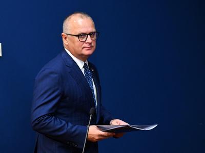 Sodišče potrdilo obtožnico proti nekdanjemu ministru za padec nadstreška v Novem Sadu