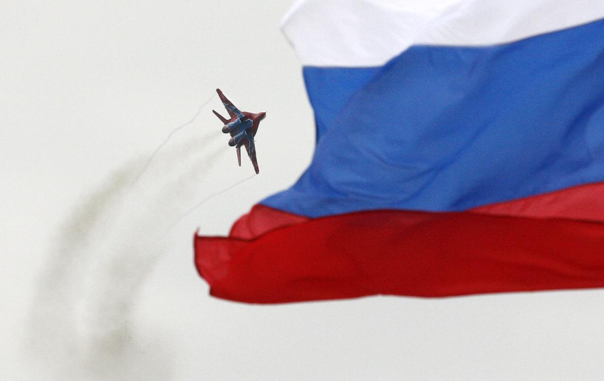 Mig | Let ruskega lovca je potekal v skladu s strogimi zahtevami glede uporabe mednarodnega zračnega prostora nad nevtralnimi vodami, je sporočil ruski nacionalni center za obrambne operacije.  | Foto Reuters