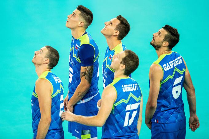 Slovenski odbojkarji bodo skušali po evropskih premagati še svetovne prvake. | Foto: Grega Valančič / Sportida