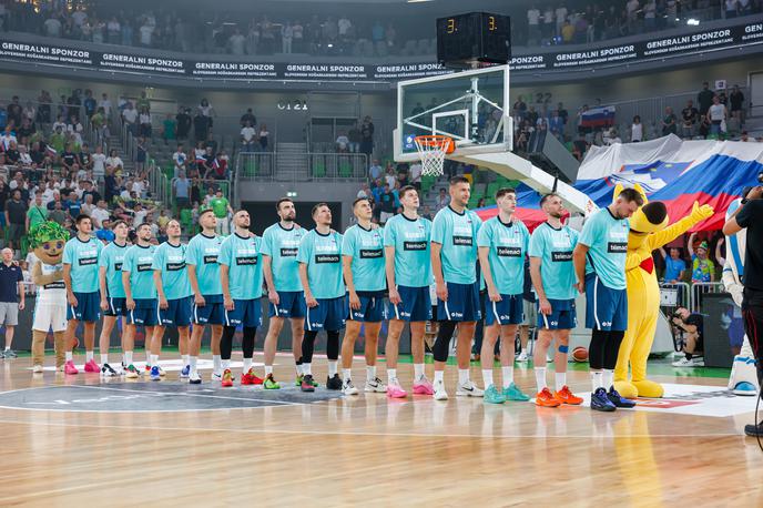 Slovenija, slovenska košarkarska reprezentanca | Slovence v četrtek čaka prva tekma evropskega prvenstva. | Foto Aleš Fevžer