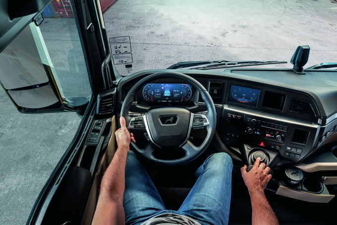 Digitalizirana notranjost je usmerjena k vozniku in skrbi za manjšo utrujenost ter večjo pozornost voznika. | Foto: MAN