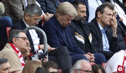 Oliver Kahn ne bo reševal zadolženi Bordeaux