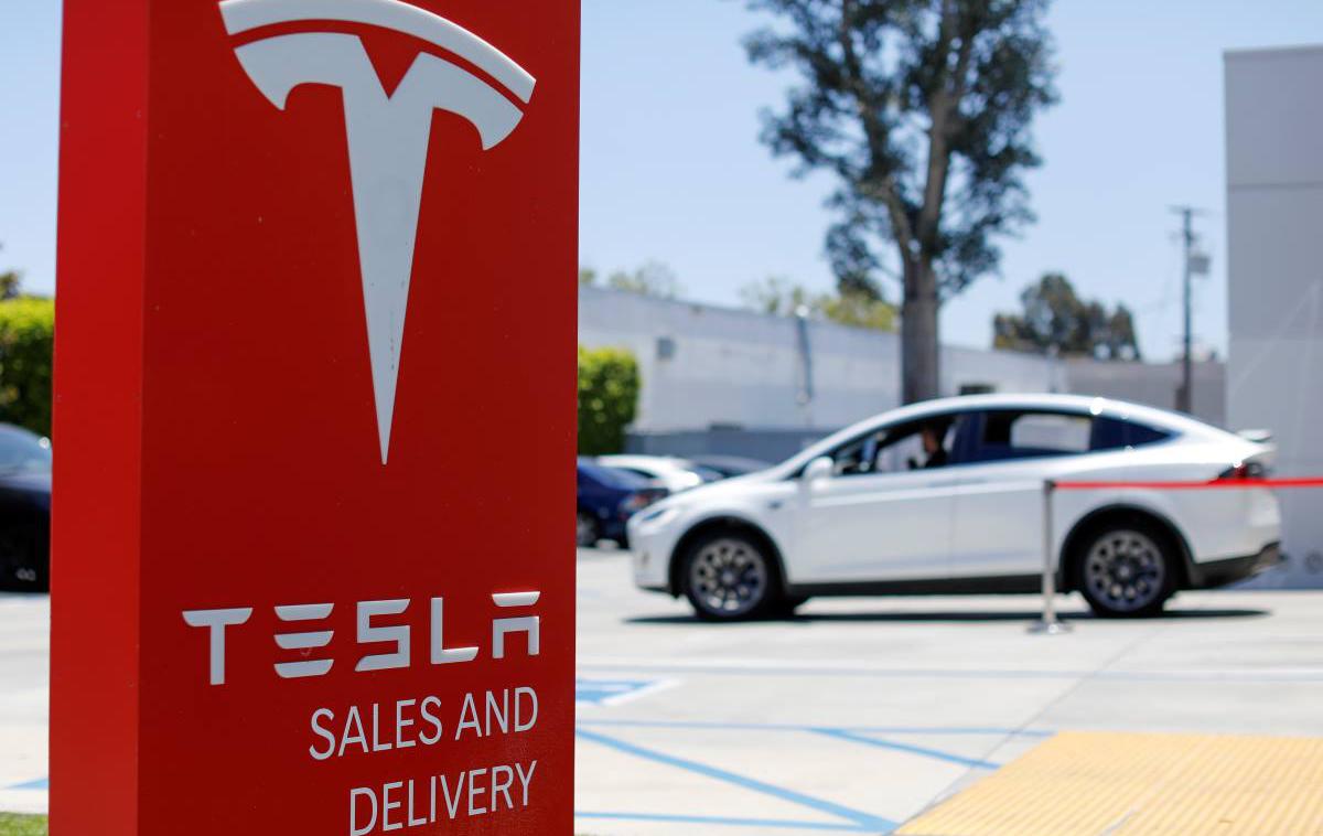 Tesla | Tesla je v prvih devetih mesecih leta prodala 154 tisoč avtomobilov, še posebej uspešni pa so bili po zaslugi modela 3 v tretjem četrtletju. | Foto Reuters