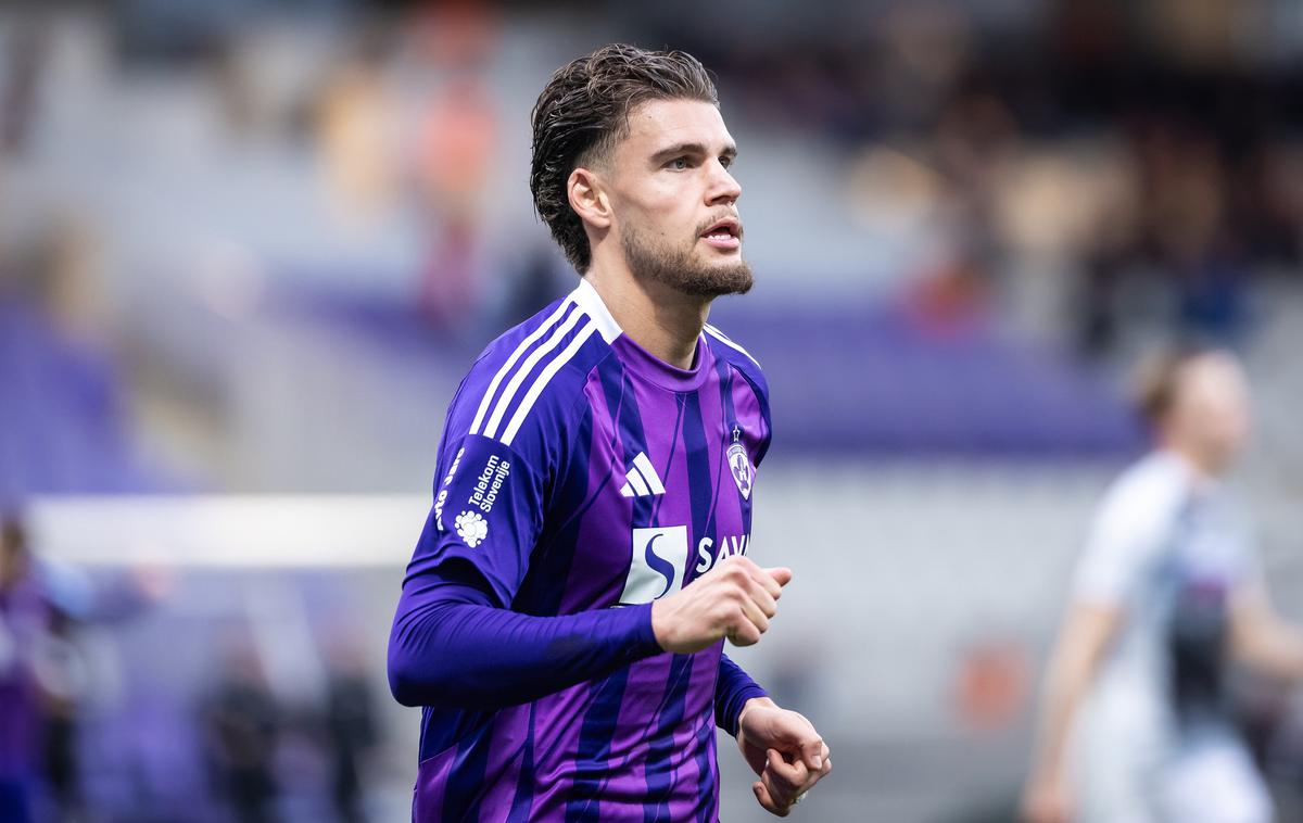 Omar Rekik NK Maribor | Omar Rekik je podlajšal z NK Maribor do poletja 2027. | Foto Jure Banfi