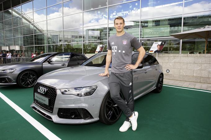 Tudi vratar ekipe Manuel Neuer je bil med tistimi igralci, ki so si zaželeli eno izmed Audijevih vozil iz družine RS. | Foto: Audi