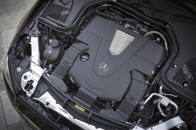 Če je le mogoče, si omislite novi turbomotor V6. Bencin pa je tisti energent, ki spada v tak avto. | Foto: Mercedes-Benz