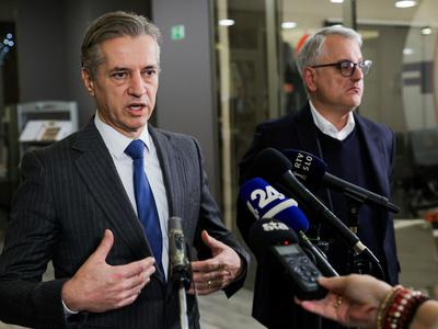 Še pred zaključkom dela odhodi več državnih sekretarjev