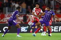 Monaco ostaja neporažen, Slovenec še čaka na debi