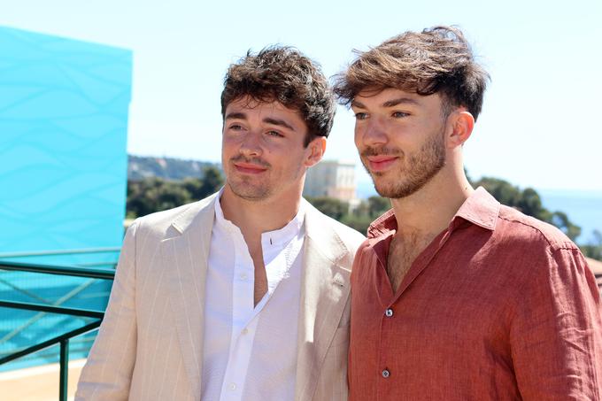 Charles Leclerc in Pierre Gasly (Alpine), ki živita v Monte Carlu, sta si pretekli teden ogledala nekaj dvobojev teniškega mastersa. | Foto: AP / Guliverimage