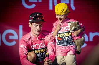 Rogliča častijo v Amsterdamu in "nadlegujejo" z vprašanji o Touru