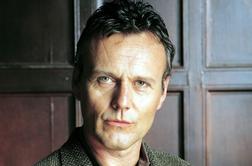 Umrl je britanski igralec Anthony Head, znan po vlogi v seriji Izganjalka vampirjev