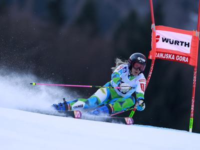 Ana Bucik Jogan edina Slovenka v finalu, med navijači tudi Zajc in osmoljenki