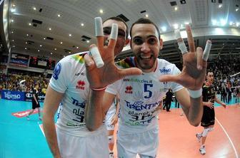 Nova Hoagova senzacija, Lipicer Samčeva na F4