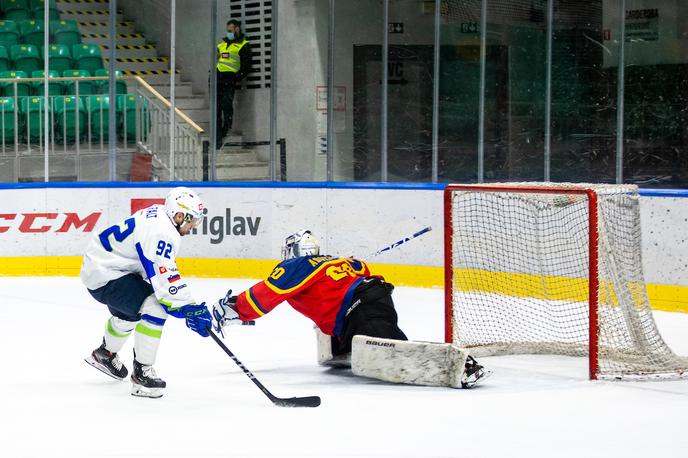 Beat Vocid19: Slovenija - Romunija slovenska hokejska reprezentanca Anže Kuralt | Slovenci so Romune premagali s 5:0. | Foto Morgan Kristan/Sportida