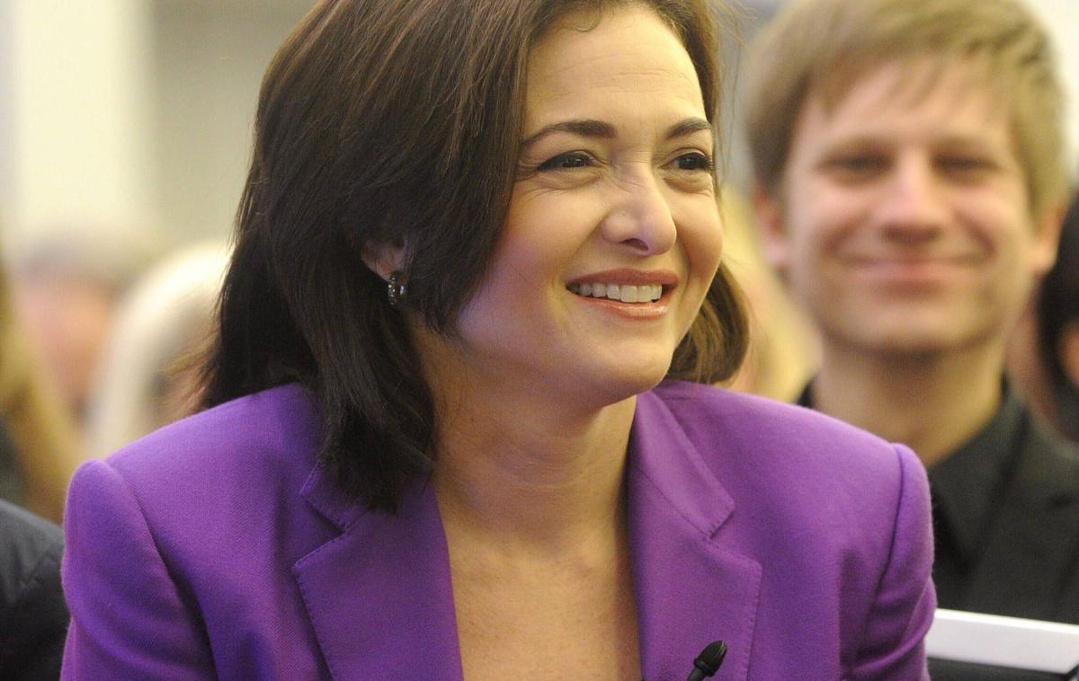 Sheryl Sandberg, nekdanja operativna direktorica, Meta Platforms (prej Facebook) | Sheryl Sandberg in njen mož Tom Bernthal sta ustanovila Sandberg Bernthal Venture Partners, ki se ukvarja z vlaganji lastnega kapitala v zagonska podjetja, piše portal Info360. | Foto Guliverimage