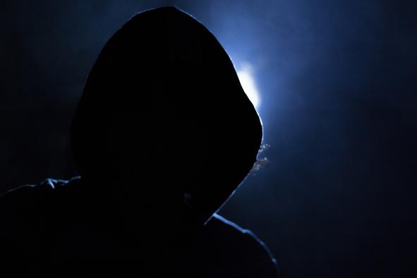 Resna nevarnost: Akterji iz podzemlja ogrožajo konec epidemije