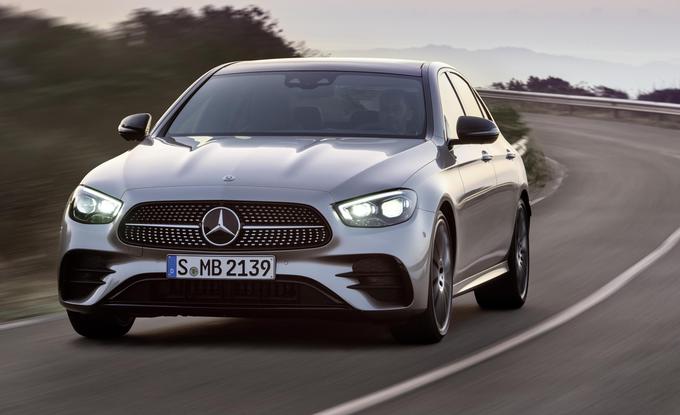 Razred E je eden najpomembnejših avtomobilov za Mercedes, prihodnjo pomlad prihaja nova generacija. Na fotografiji še obstoječi model.  | Foto: Mercedes-Benz