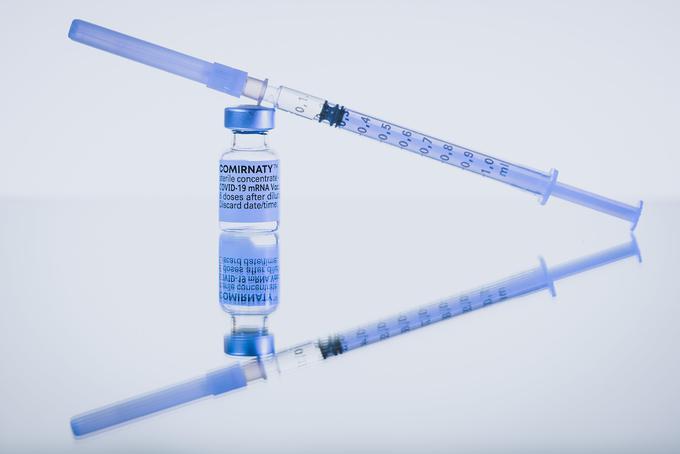 Po besedah Poklukarja se pripravlja tudi aplikacija, ki naj bi bila uveljavljena predvidoma do konca aprila in preko katere bodo lahko spremljali cepljenje oz. s katero bo možno neposredno upravljati cel proces. | Foto: Sportida