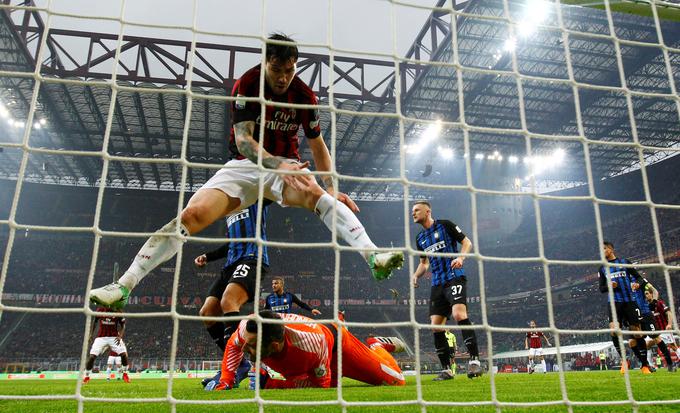 Za navijače Milana je štadionu ime San Siro, pristaši Interja mu pravijo Giuseppe Meazza. | Foto: Reuters