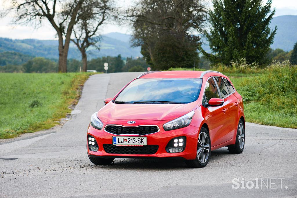 Kia ceed SW - fotogalerija testnega vozila