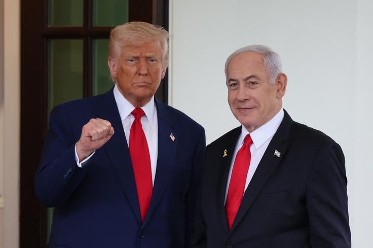 Bo Donald Trump popeljal ZDA v vojno proti Iranu in tako pomagal izraelskemu premierju Benjaminu Netanjahuju? | Foto: Reuters
