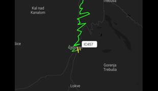 Policija z novimi podrobnostmi o strmoglavljenju letala pri Čepovanu