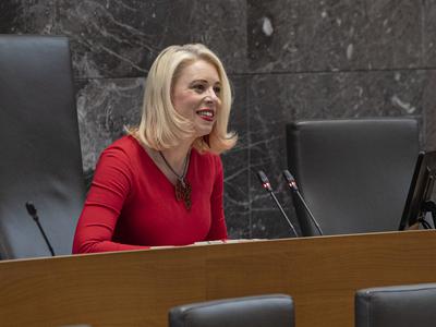 Pri Urški Klakočar Zupančič priprave na ustanovno sejo DZ