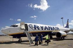 Ryanair s skoraj 50-odstotno rastjo dobička