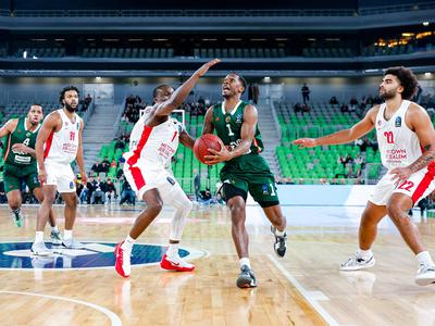 Oslabljena Cedevita Olimpija, Mitrović izključen, a je skoraj premagala vodilne