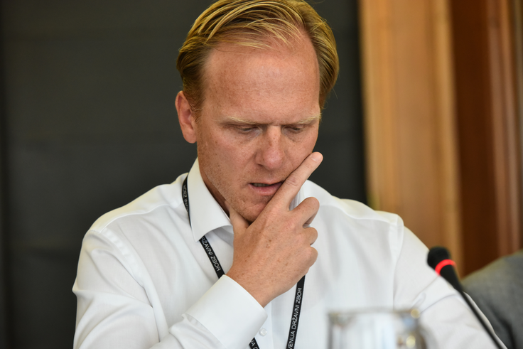 Po mnenju nekdanjega prvega moža SDH Marka Jazbeca je krivec za težave v Luki Koper predsednica nadzornega sveta. | Foto: STA ,