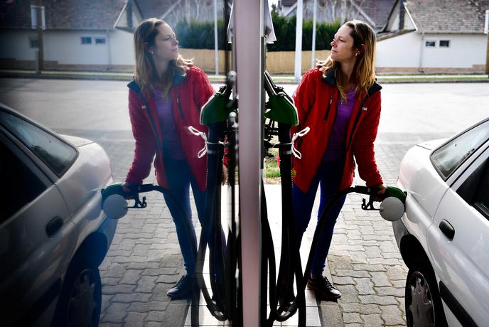 Se obeta rekordna podražitev goriv?