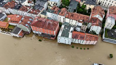 Poplave prizadele jug Poljske, dele Bavarske in Avstrije