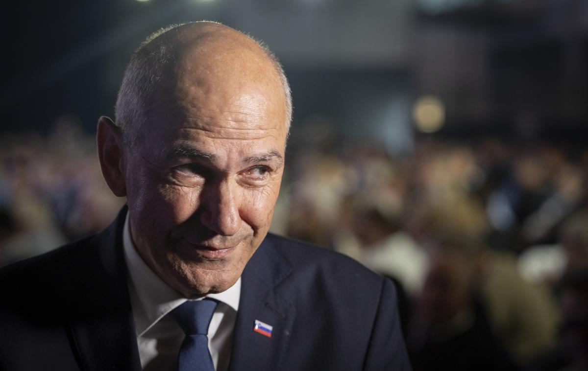 Kongres SDS, Ormož. Janez Janša | Predsednik SDS Janez Janša v kritikah zaradi udeležbe na Thompsonovem koncertu vidi komunistično propagando. | Foto Bojan Puhek