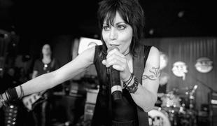 Kurta Cobaina bo morda zamenjala Joan Jett