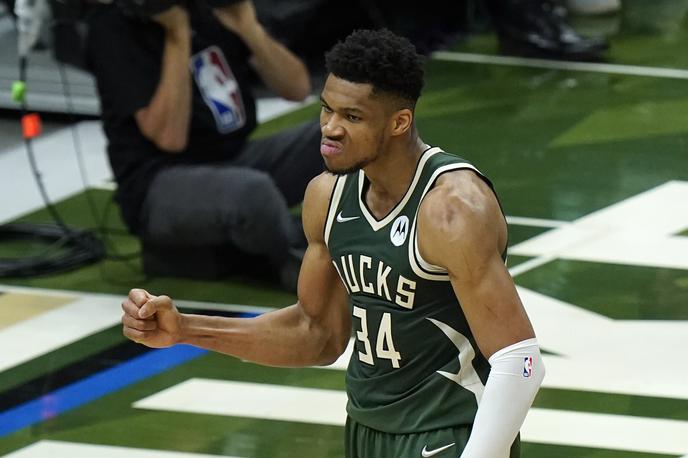 Giannis Antetokuonmpo | Giannis Antetokounmpo je z 41 točkami vodil Milwaukee do prve finalne zmage. | Foto Guliverimage