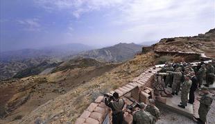 V spopadih s PKK ubiti številni turški vojaki