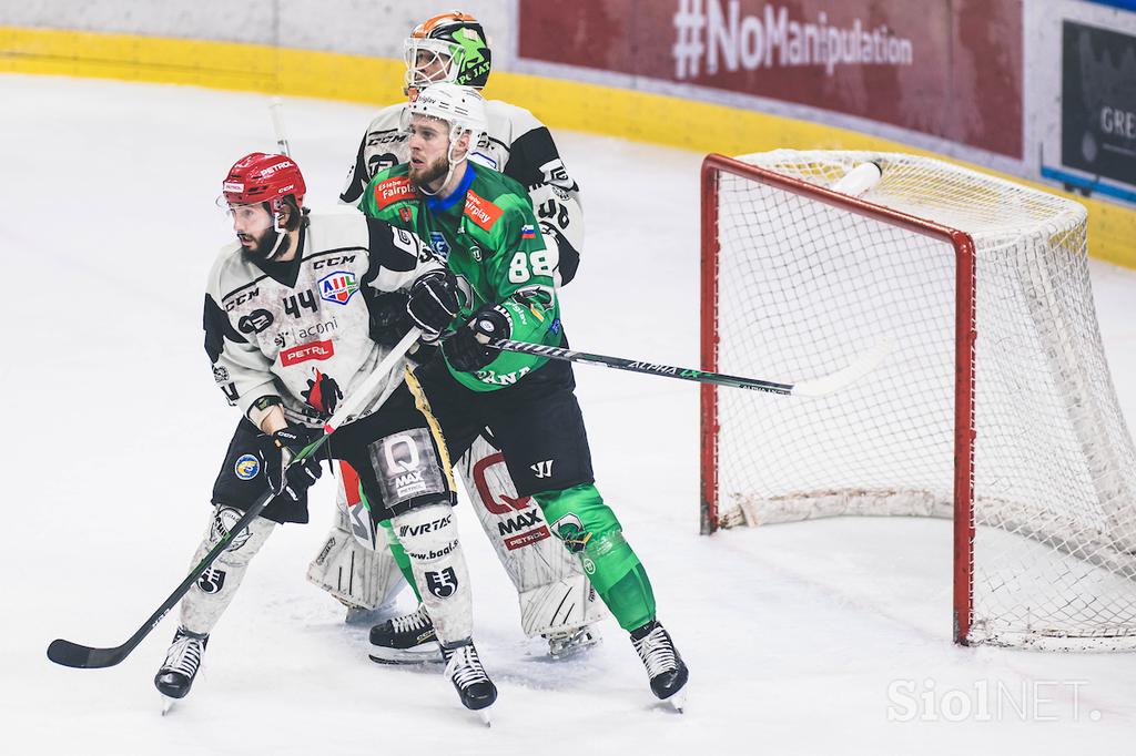 HK SŽ Olimpija : HDD Jesenice finale DP 1. tekma