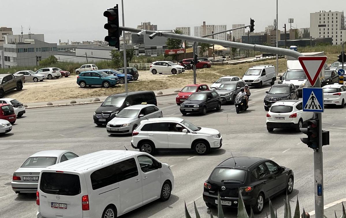 izpad električne energije v Splitu | Zaradi nedelujočih semaforjev iz držav poročajo o prometnem kaosu.  | Foto Pixsell