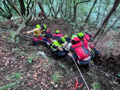 V nekaj urah tri gorske nesreče: dva pohodnika pri Osojnici padla v globino #foto